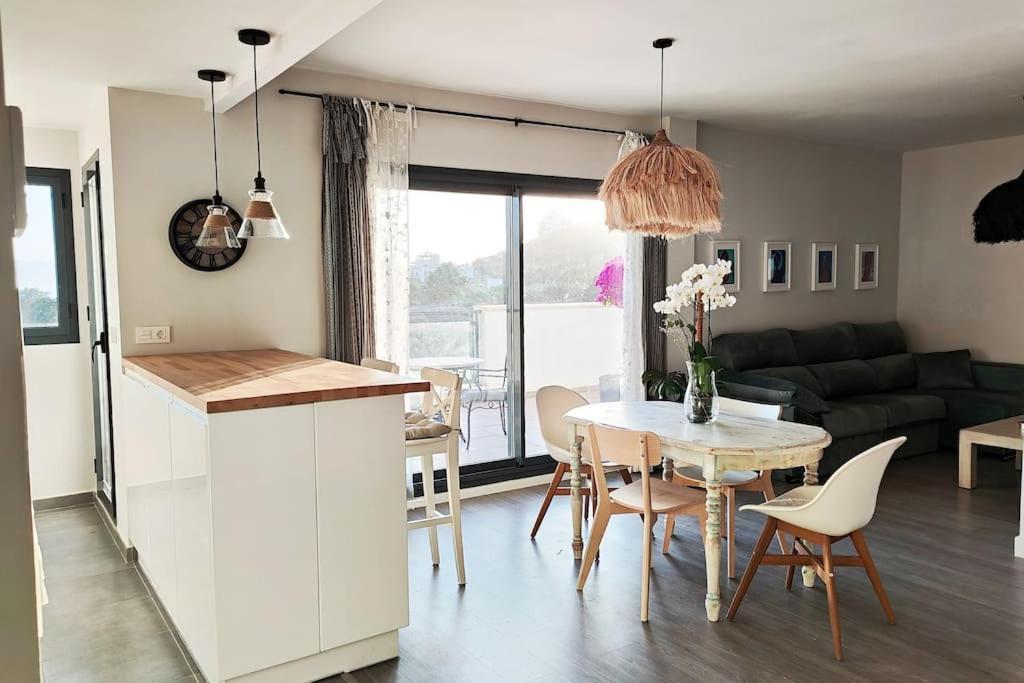 Apartmán Atico Con Piscina, Golf, Vistas Al Mar Torre de Benagalbon Exteriér fotografie