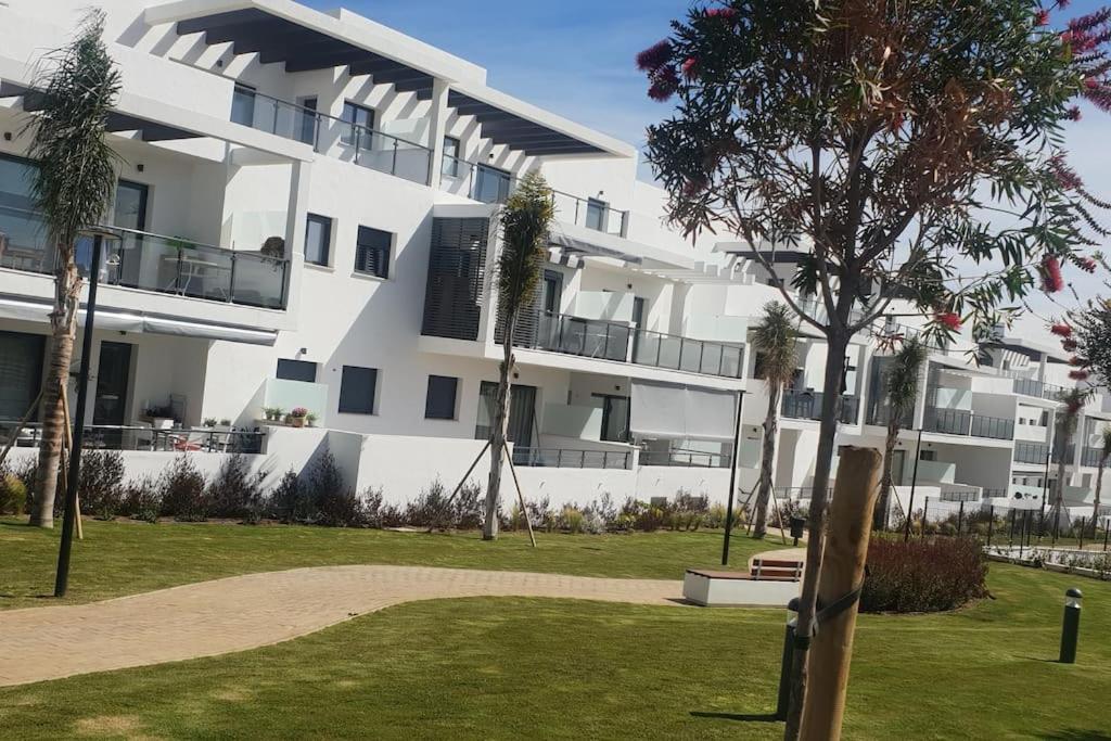 Apartmán Atico Con Piscina, Golf, Vistas Al Mar Torre de Benagalbon Exteriér fotografie
