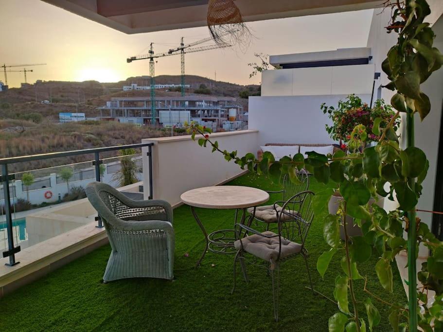 Apartmán Atico Con Piscina, Golf, Vistas Al Mar Torre de Benagalbon Exteriér fotografie