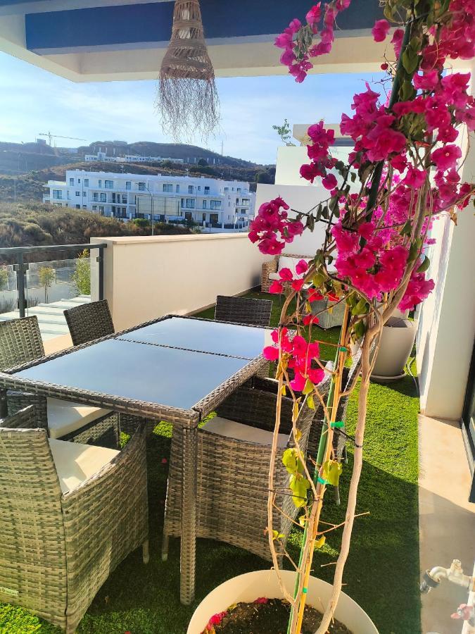 Apartmán Atico Con Piscina, Golf, Vistas Al Mar Torre de Benagalbon Exteriér fotografie